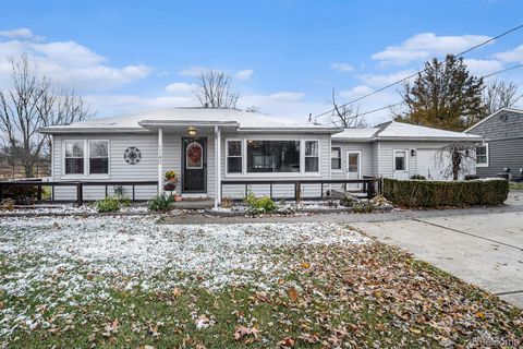 1140 Grange Hall Road Fenton City MI 48430