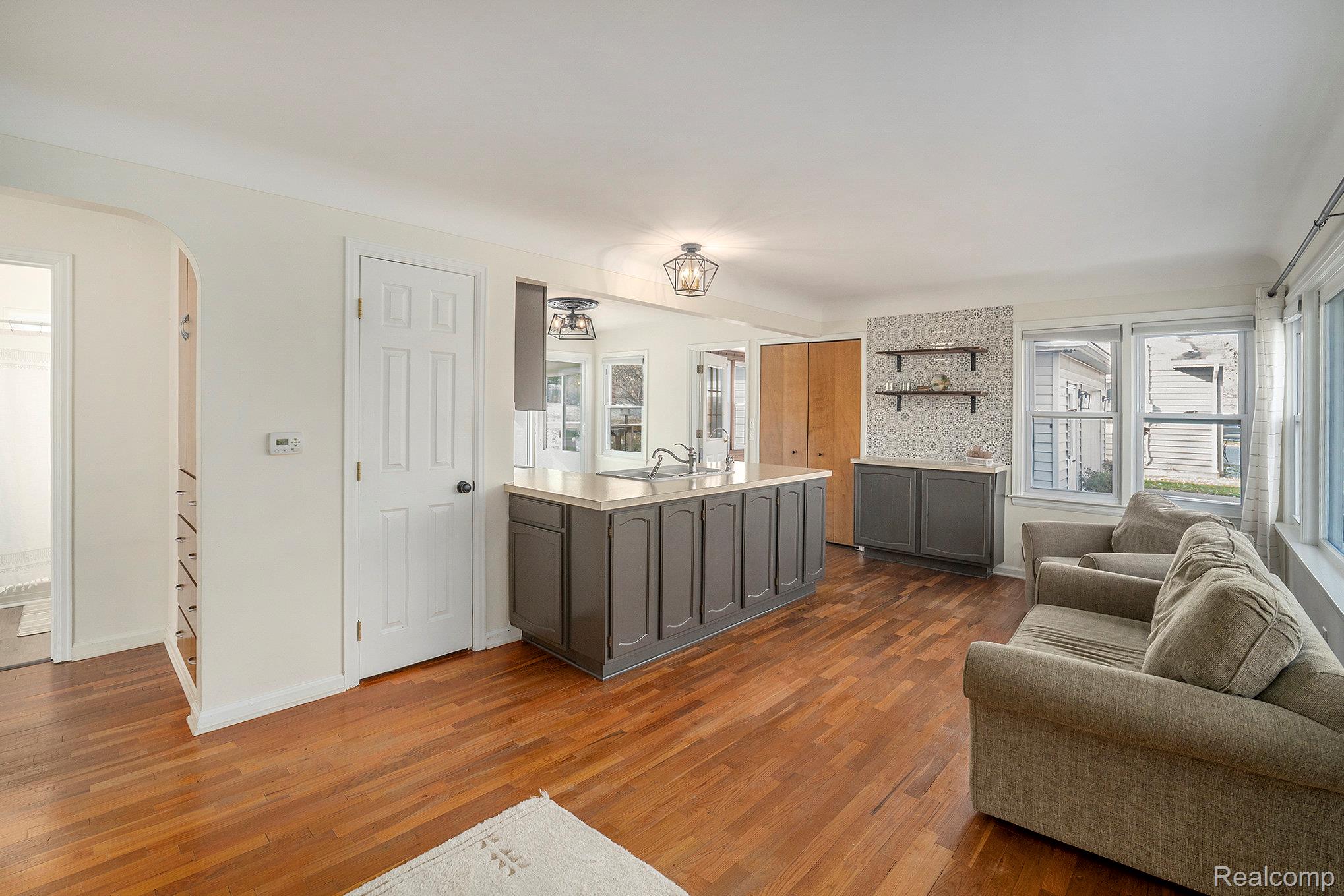 1140 Grange Hall Road