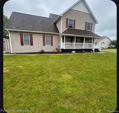 Photo of 2335 Pebble Creek Drive N, Flint Charter Township, MI 48433 (MLS # 20261033896)