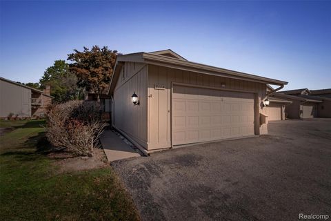 7114 Pebble Park Drive West Bloomfield Charter Township MI 48322