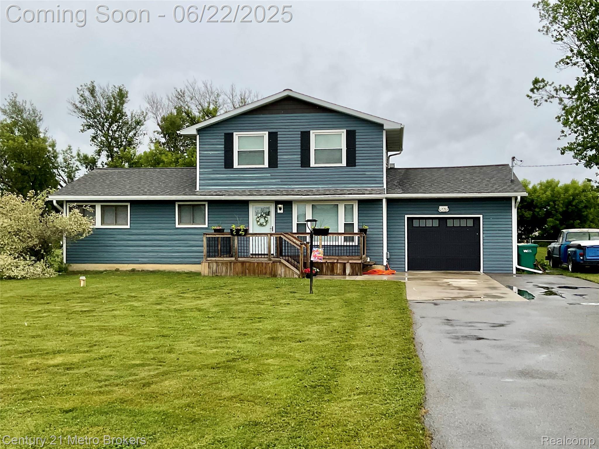 7094 Reid Road