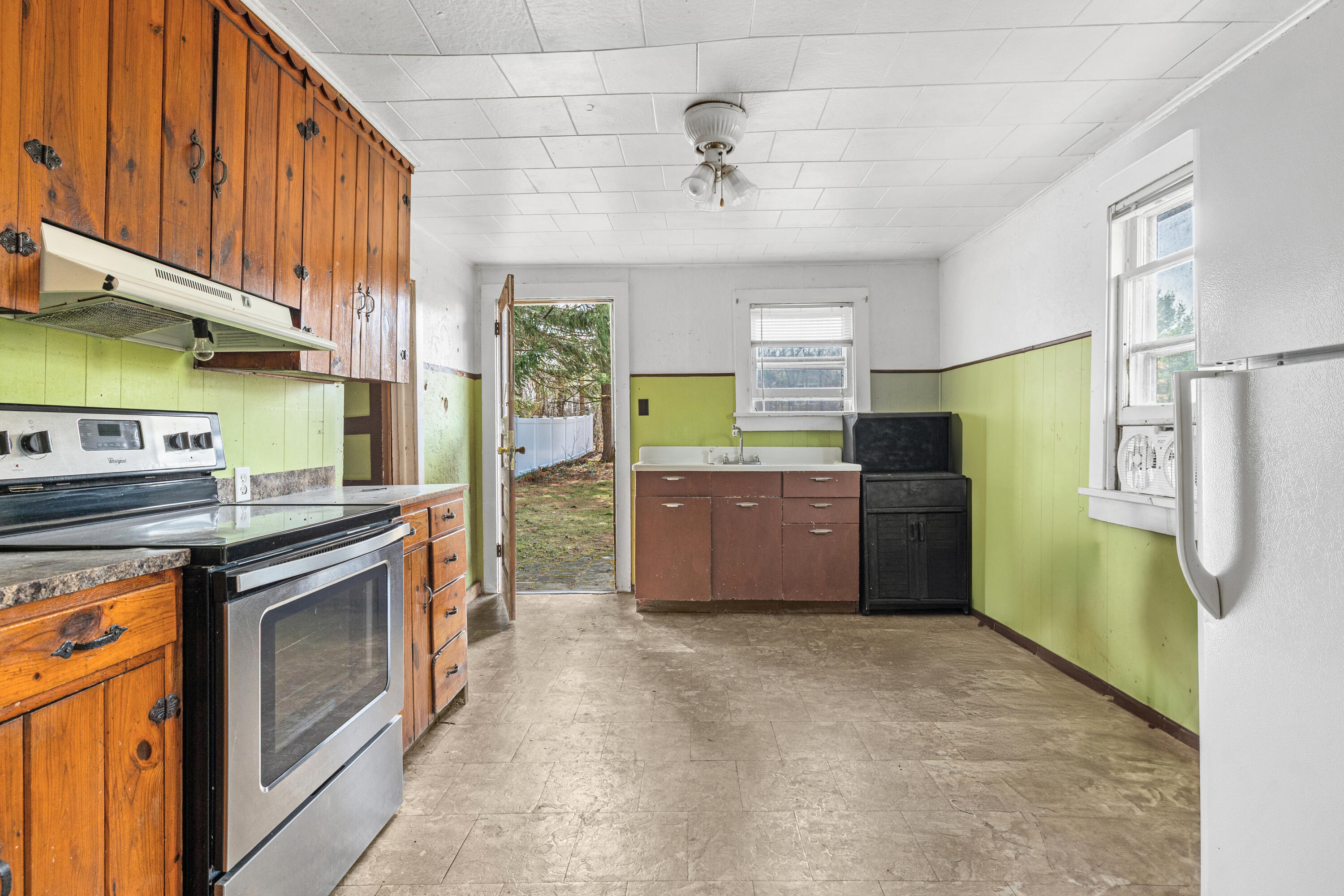 New Buffalo City, Michigan 49117, United States, 2 Bedrooms Bedrooms, ,1 BathroomBathrooms,Residential,Active,189776