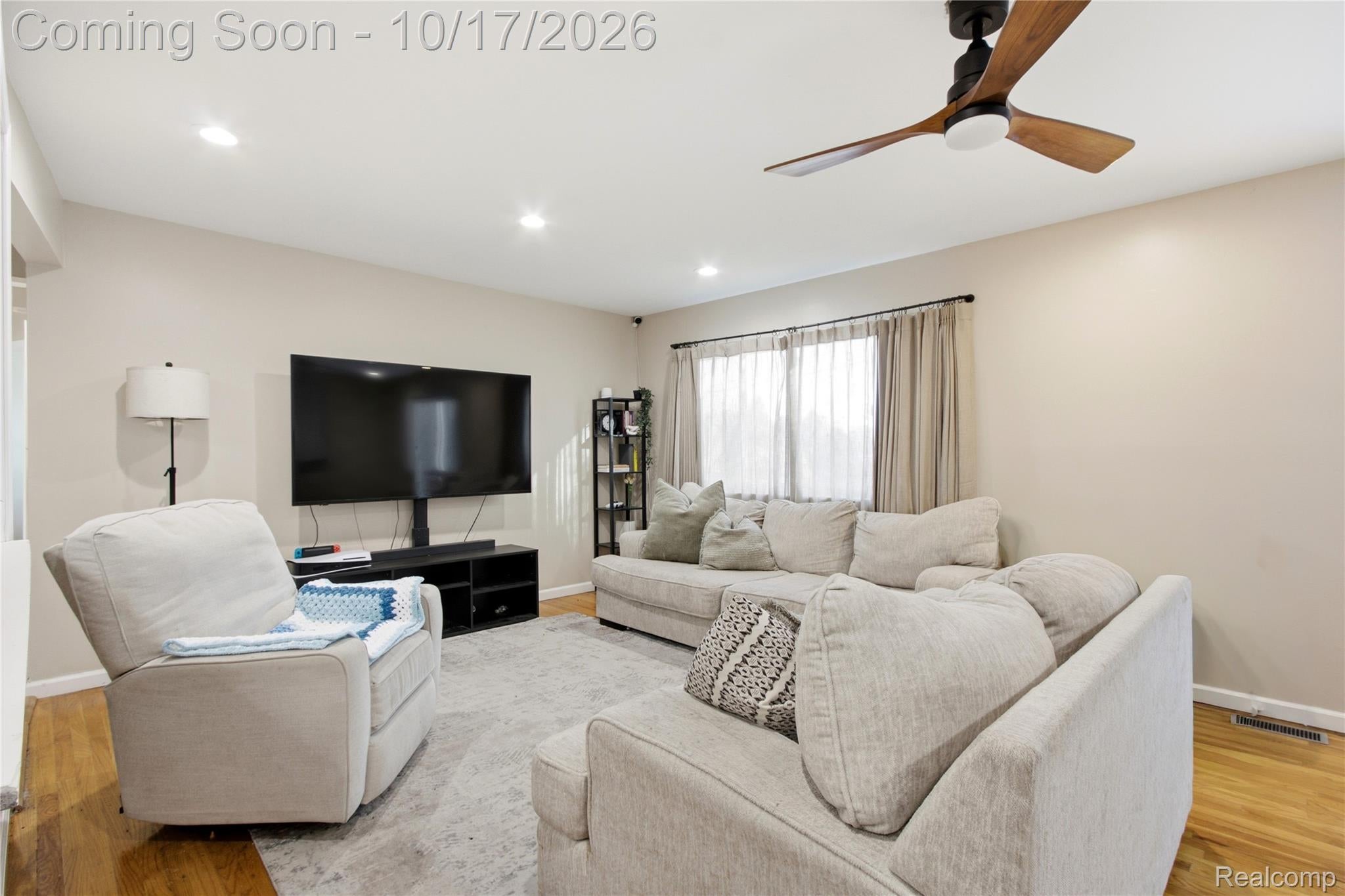 29105 Southgate Drive