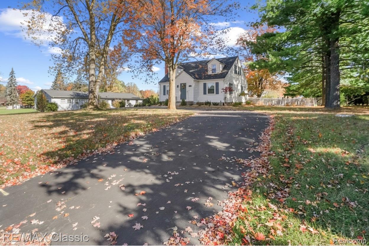 7663 Ann Arbor Saline Road