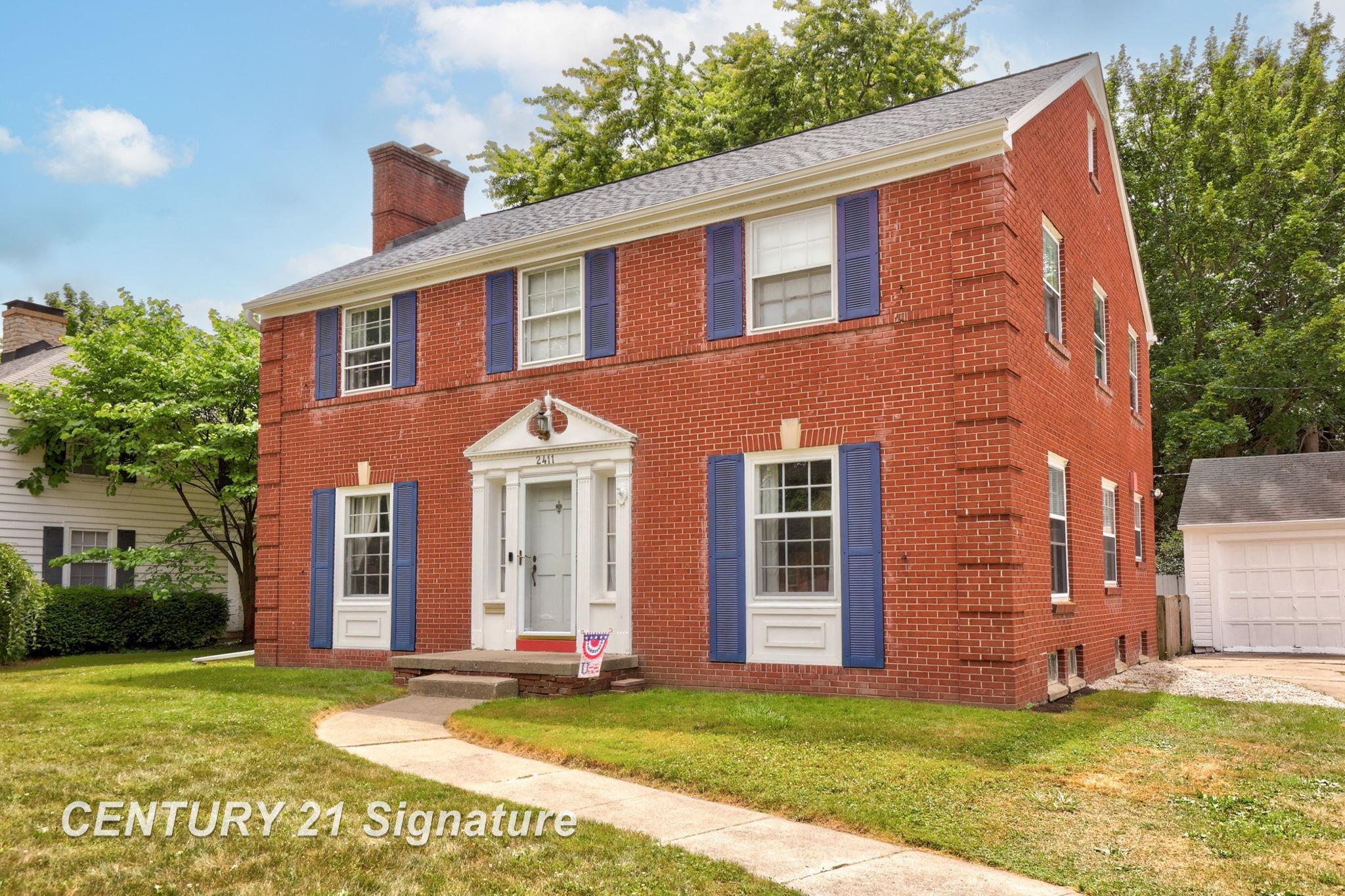 2411 Adams Boulevard