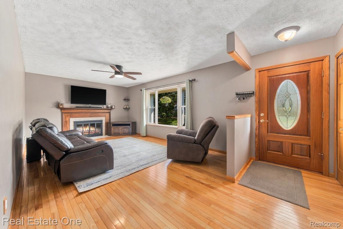 2795 Sun Terrace Drive
