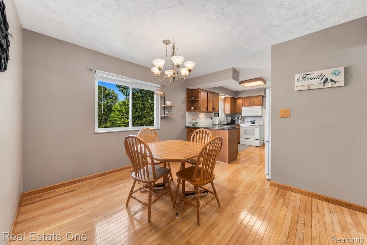 2795 Sun Terrace Drive