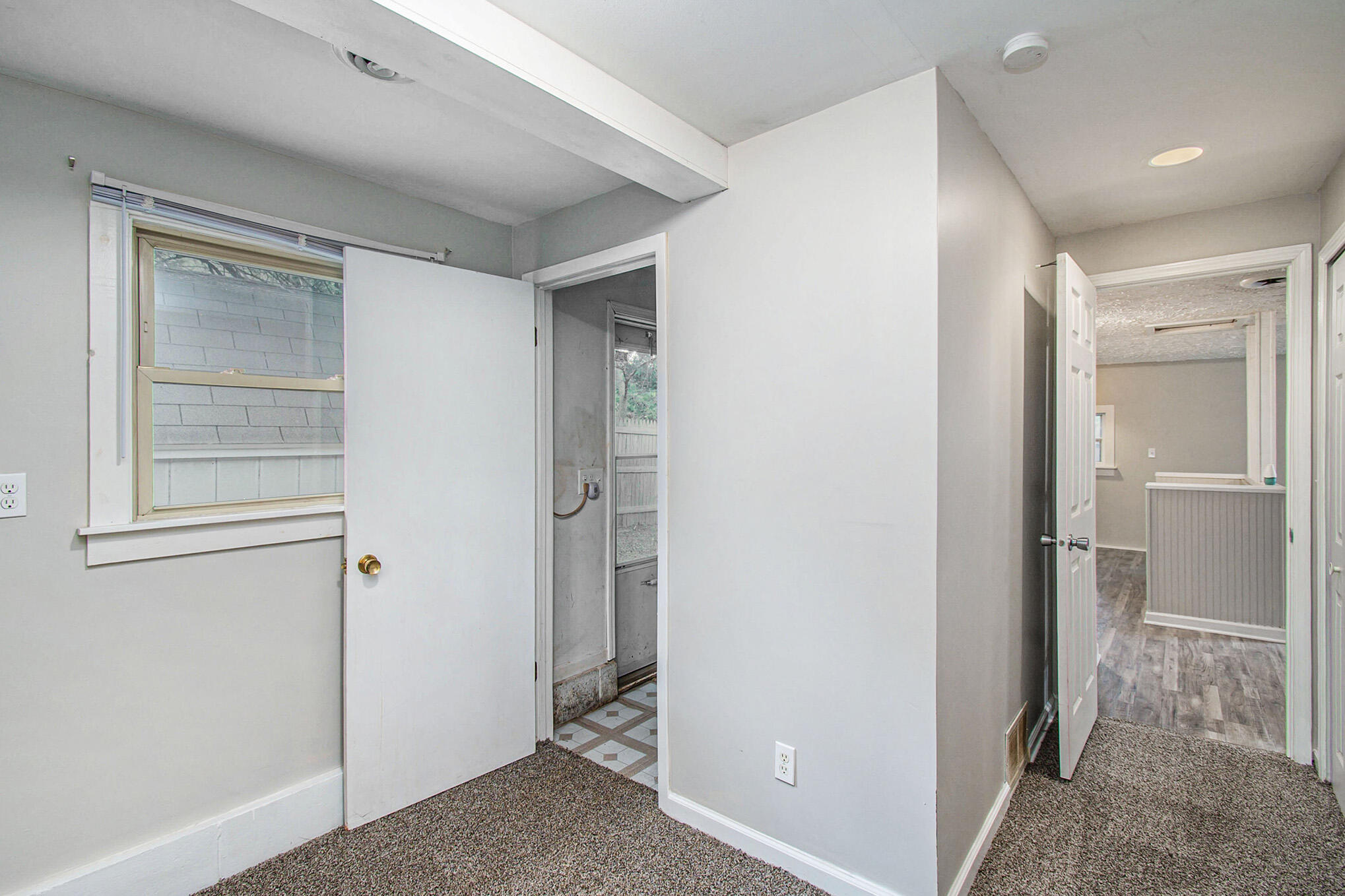 Portage City, Michigan 49002, United States, 2 Bedrooms Bedrooms, ,1 BathroomBathrooms,Residential,Active,214874