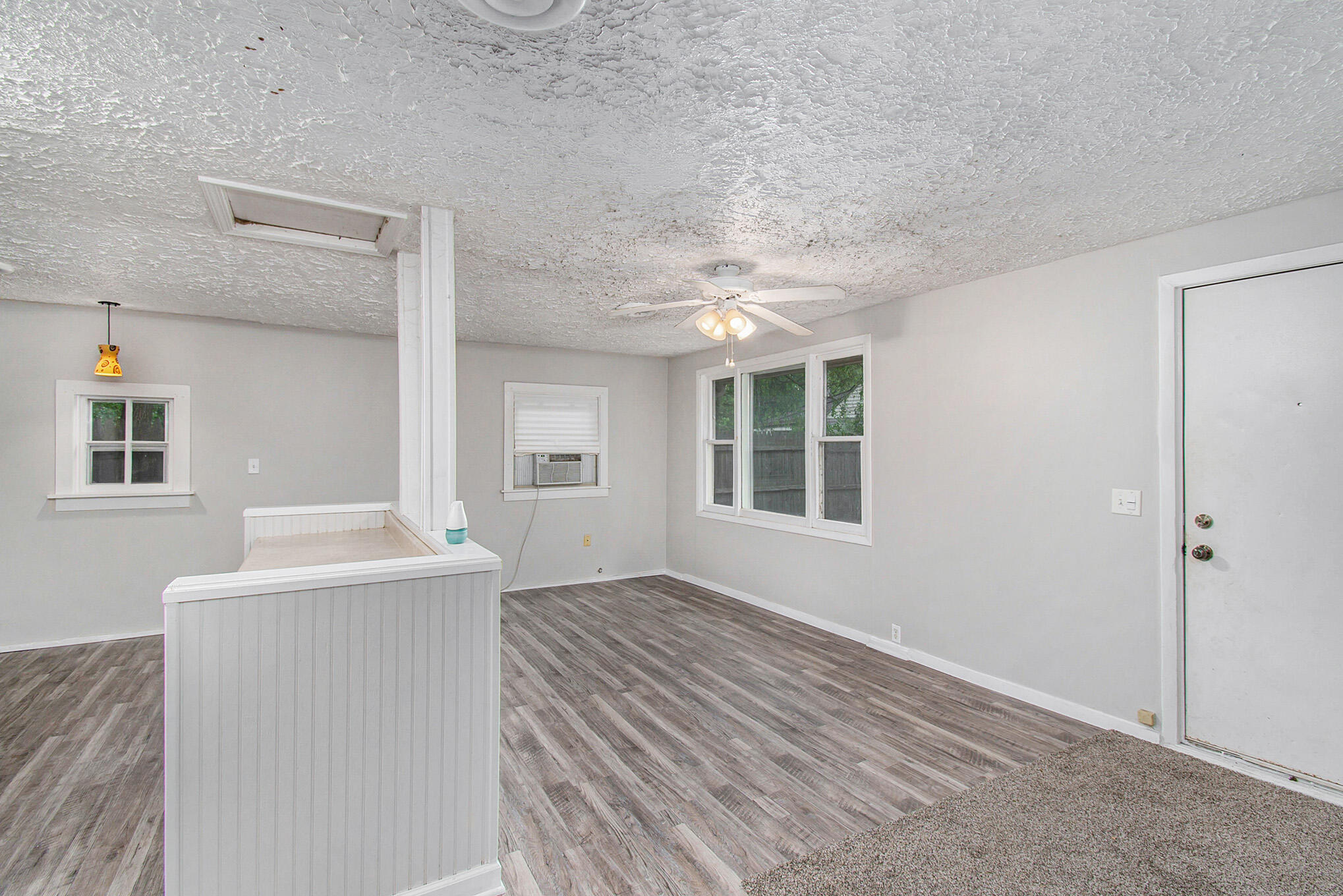 Portage City, Michigan 49002, United States, 2 Bedrooms Bedrooms, ,1 BathroomBathrooms,Residential,Active,214874