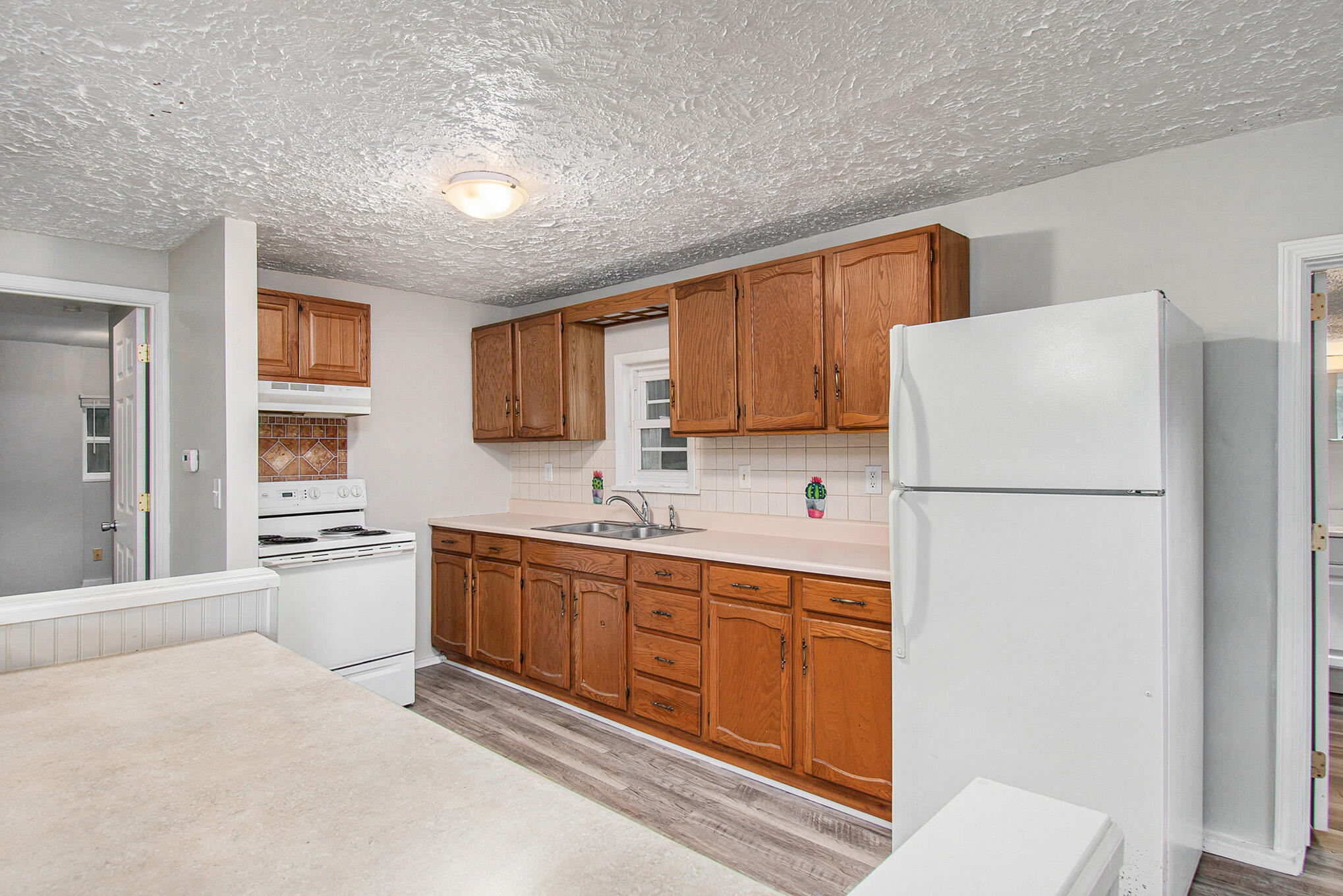 Portage City, Michigan 49002, United States, 2 Bedrooms Bedrooms, ,1 BathroomBathrooms,Residential,Active,214874