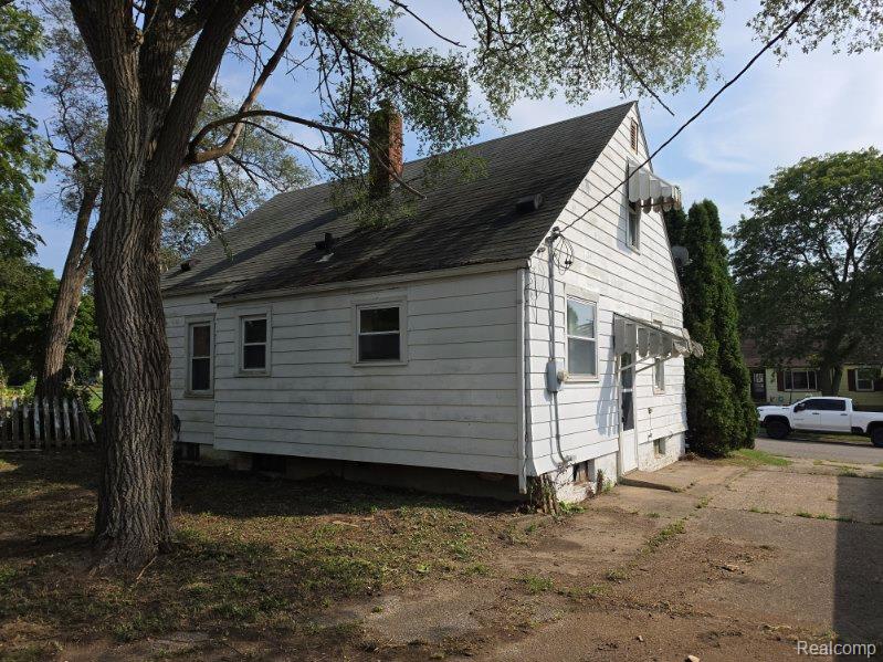 317 Buckingham Avenue