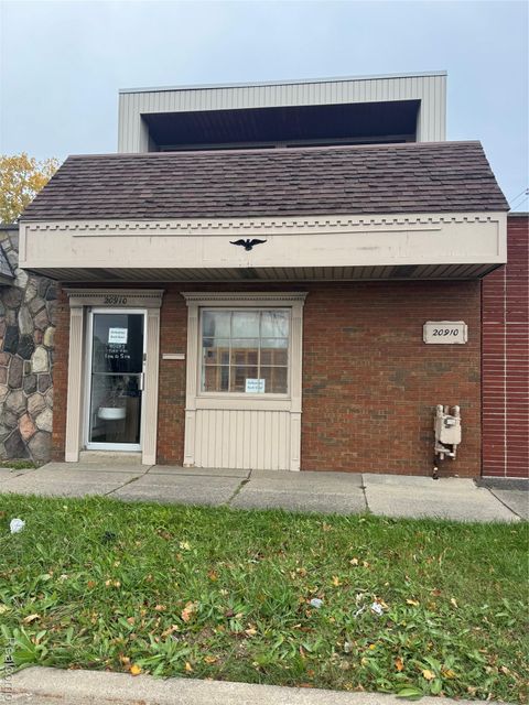 20908 Kelly Eastpointe City MI 48021