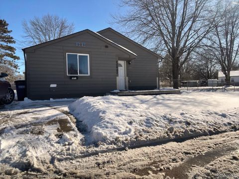 31905 Saginaw Court Westland City MI 48186
