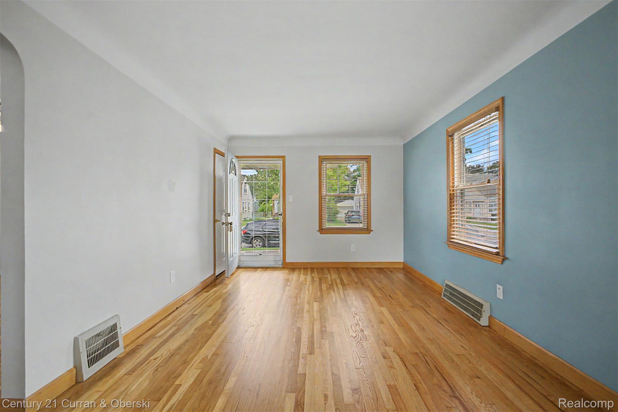24715 Oxford Street