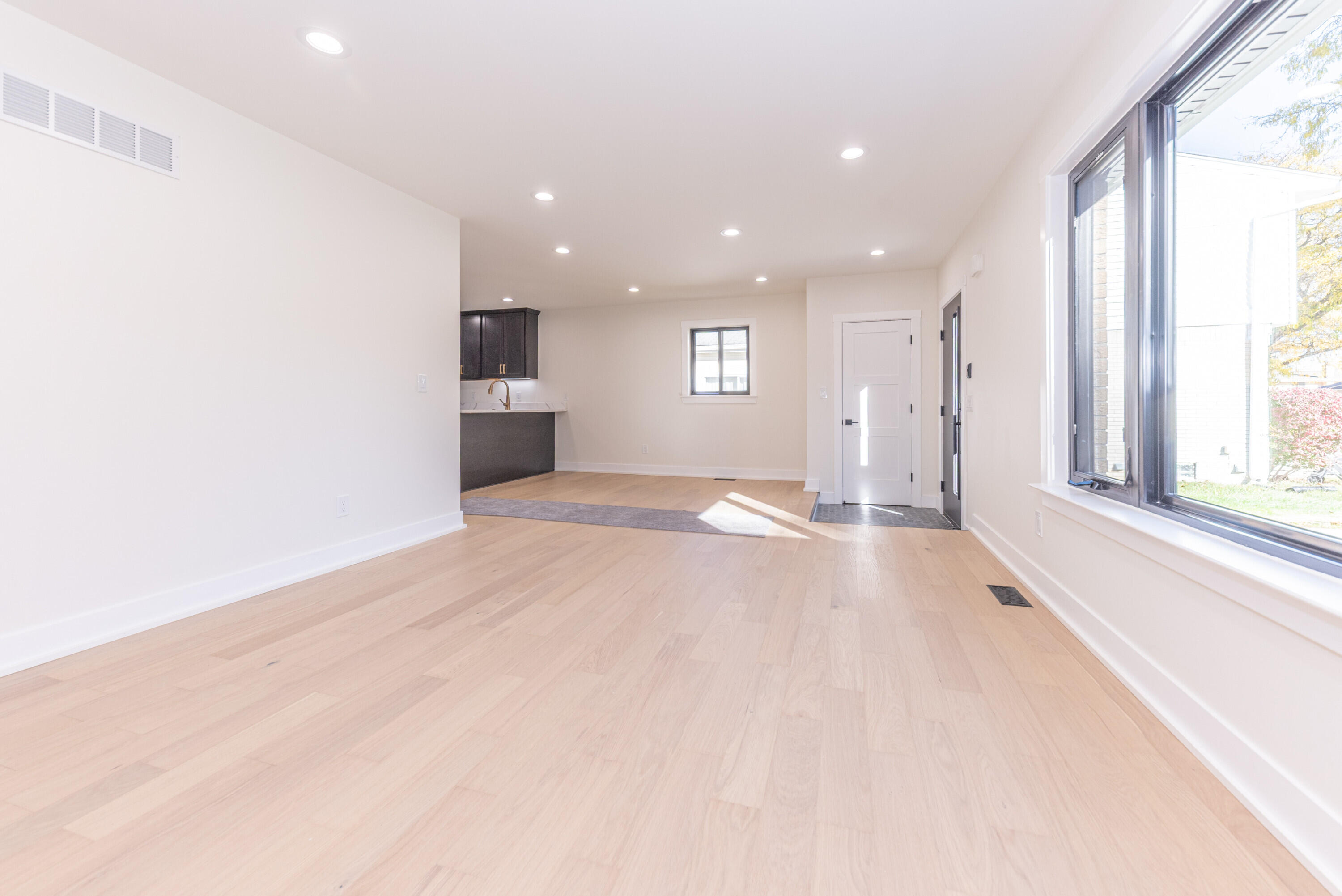 14557 Richfield Street