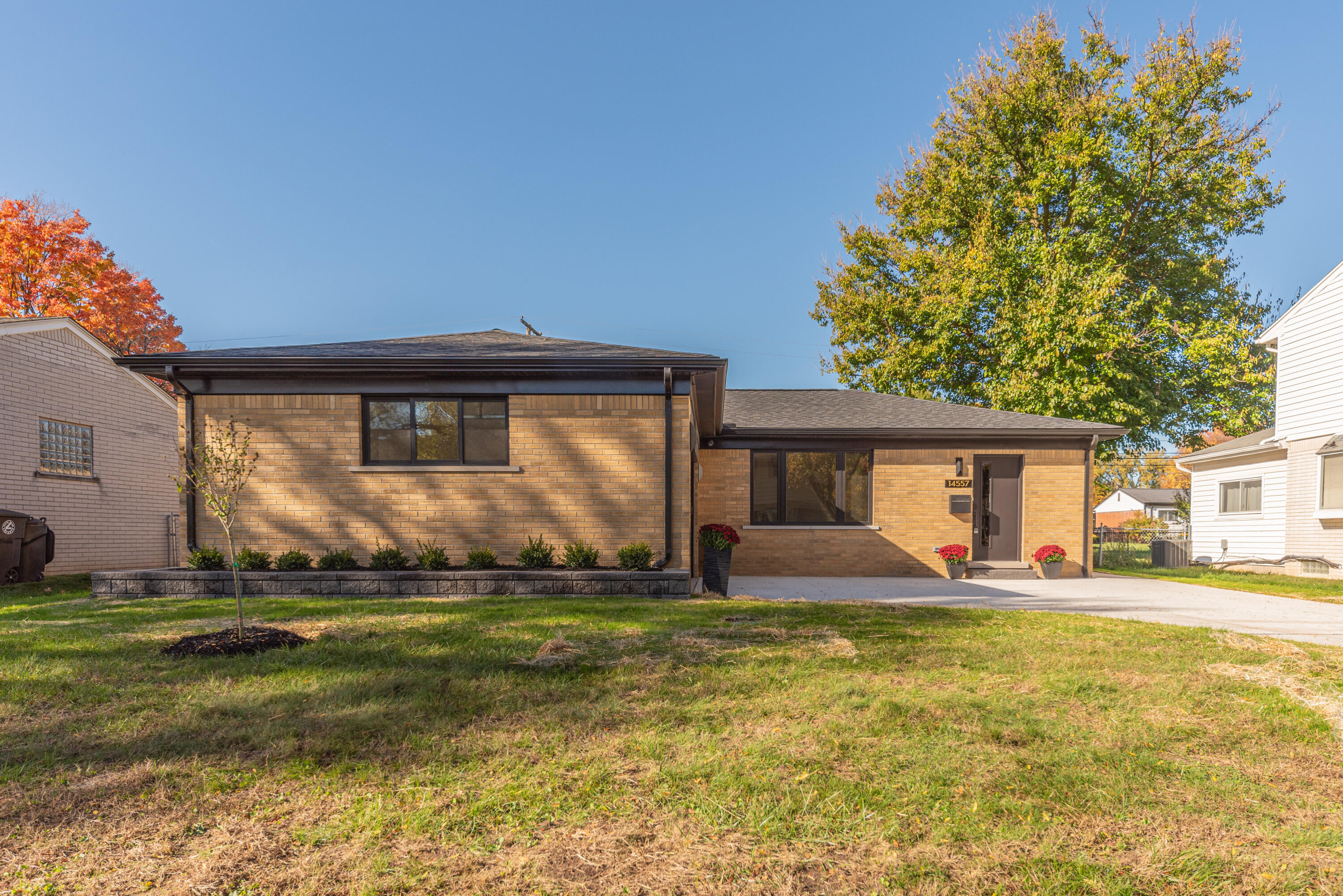 14557 Richfield Street