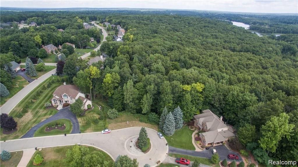 0000 West Crest Forest Court E