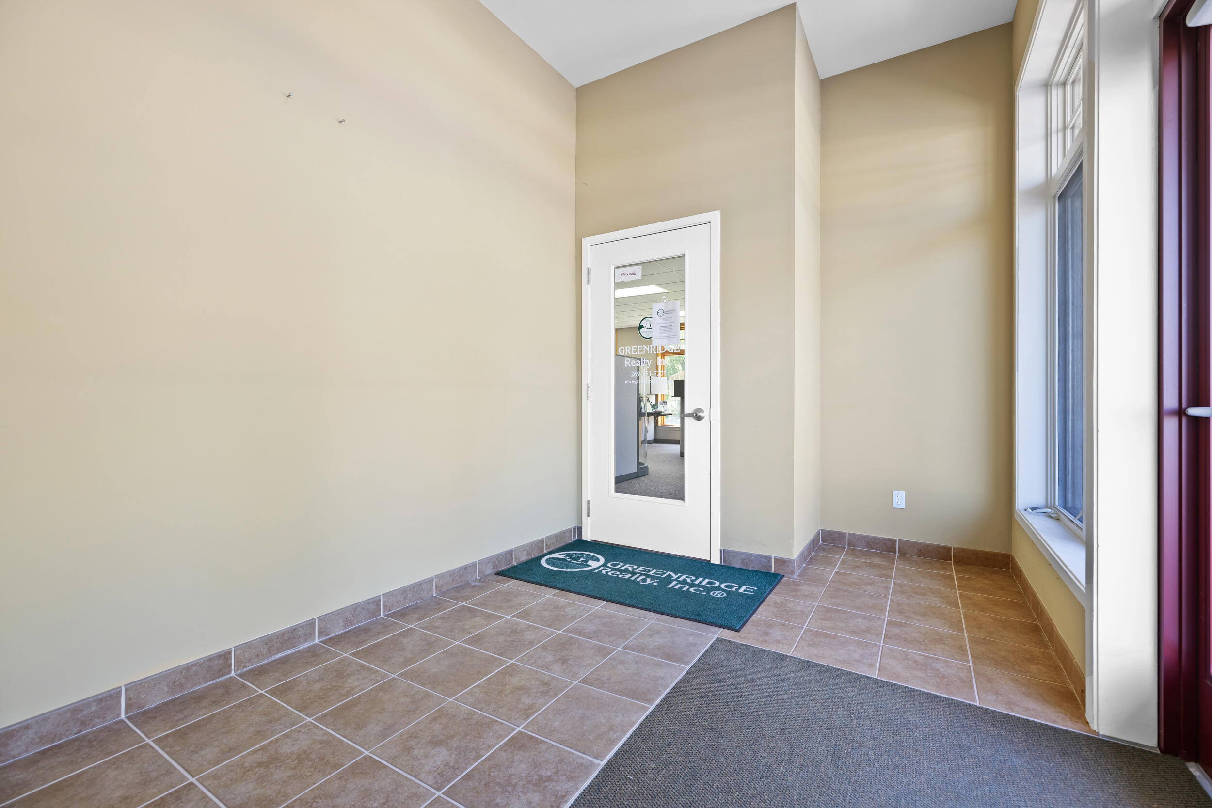 3598 Green Pointe Center