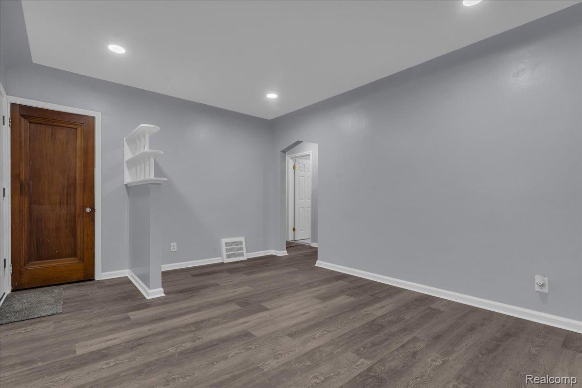 20426 Wexford Street