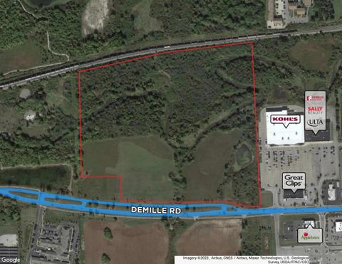 2112 Demille Boulevard Lapeer City MI 48446