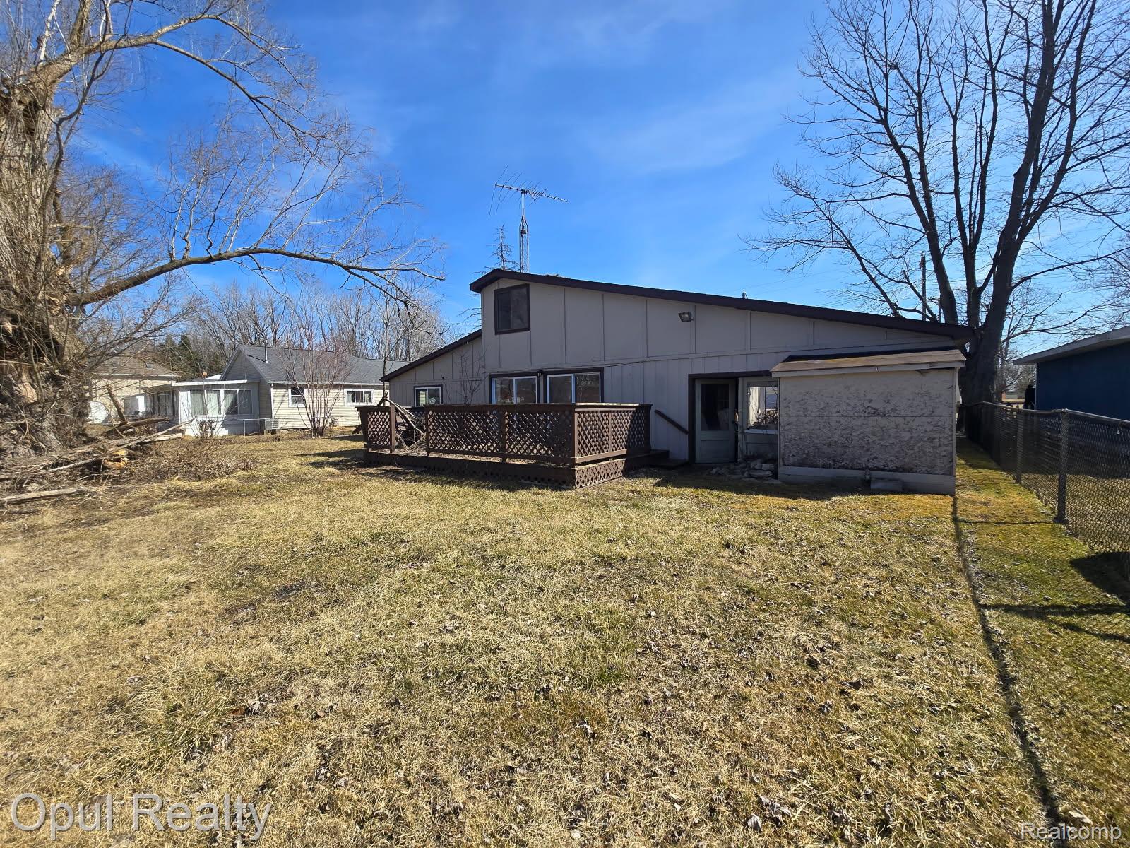 5402 Orchard Drive