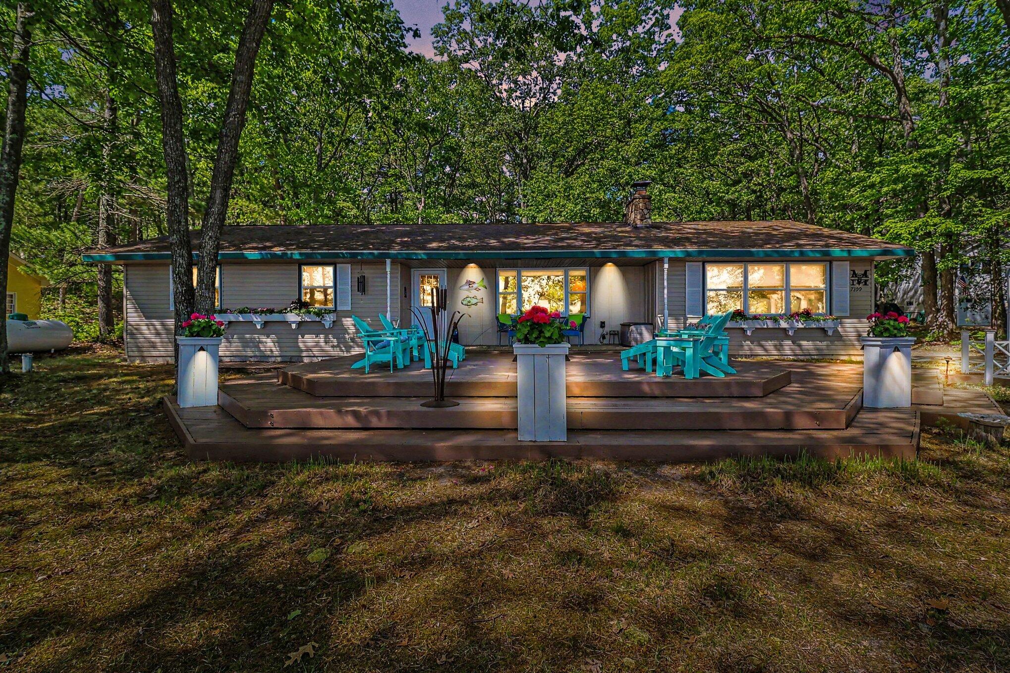 7399 S Lakeshore Drive