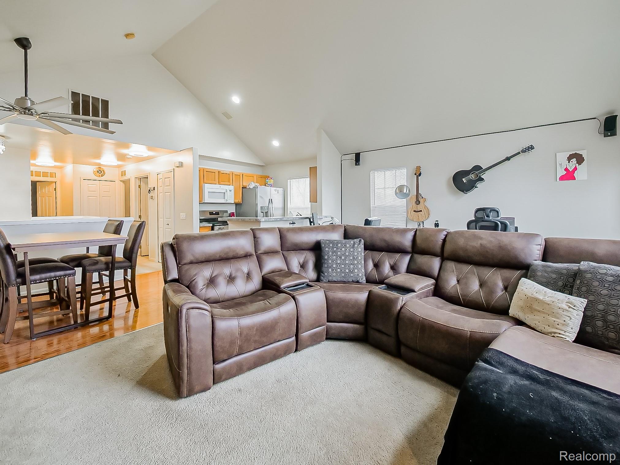 23461 Williamsburg Circle