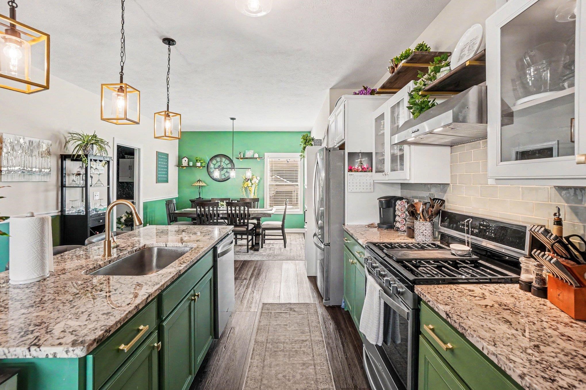 842 Winchester Street