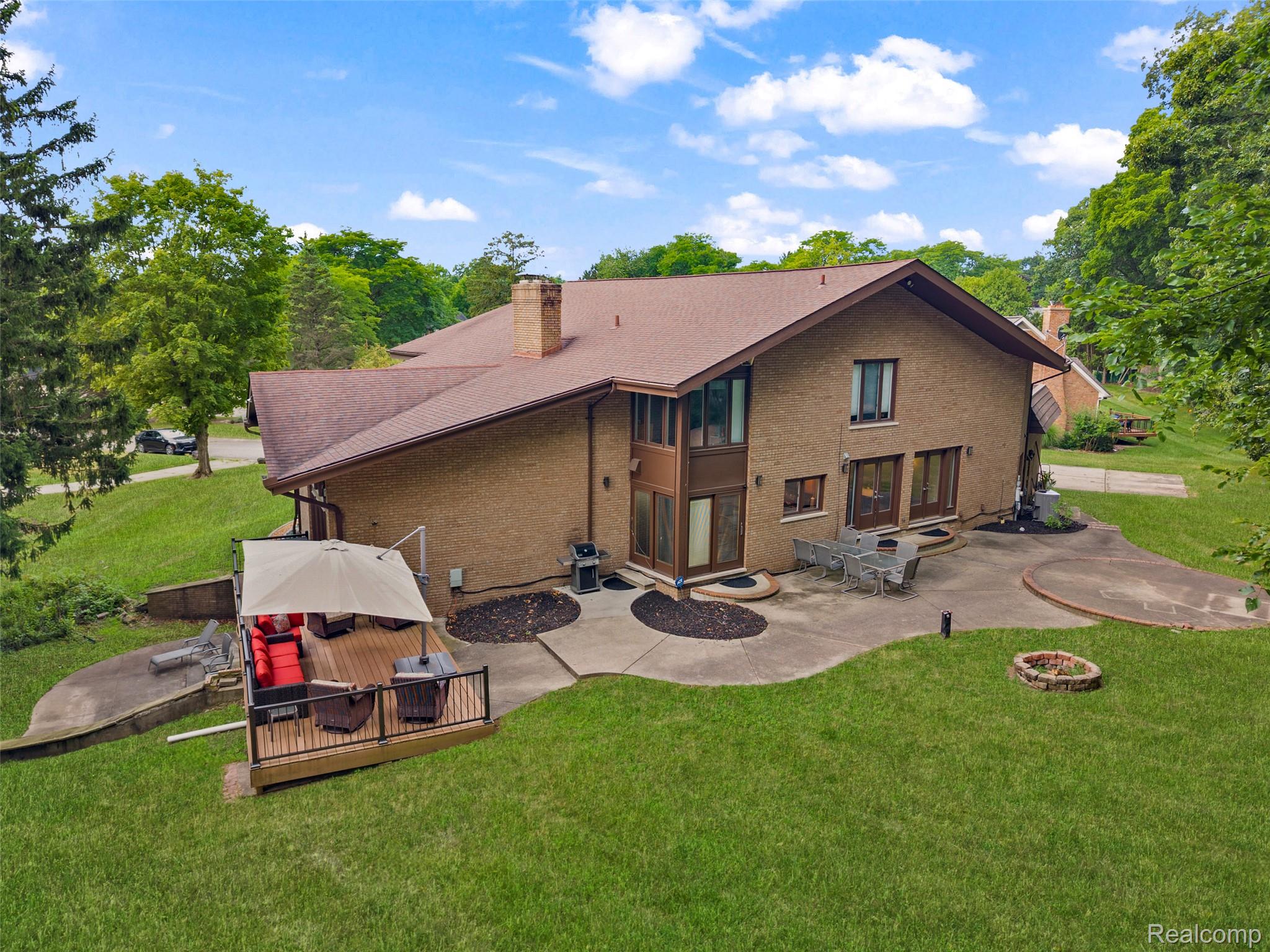 4994 Lake Bluff Road Road