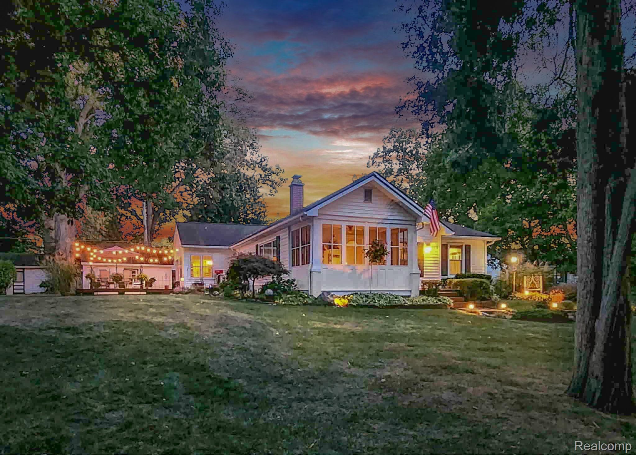 577 Lakeside Drive