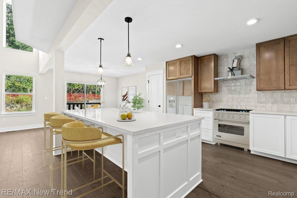 7842 Trailside Court