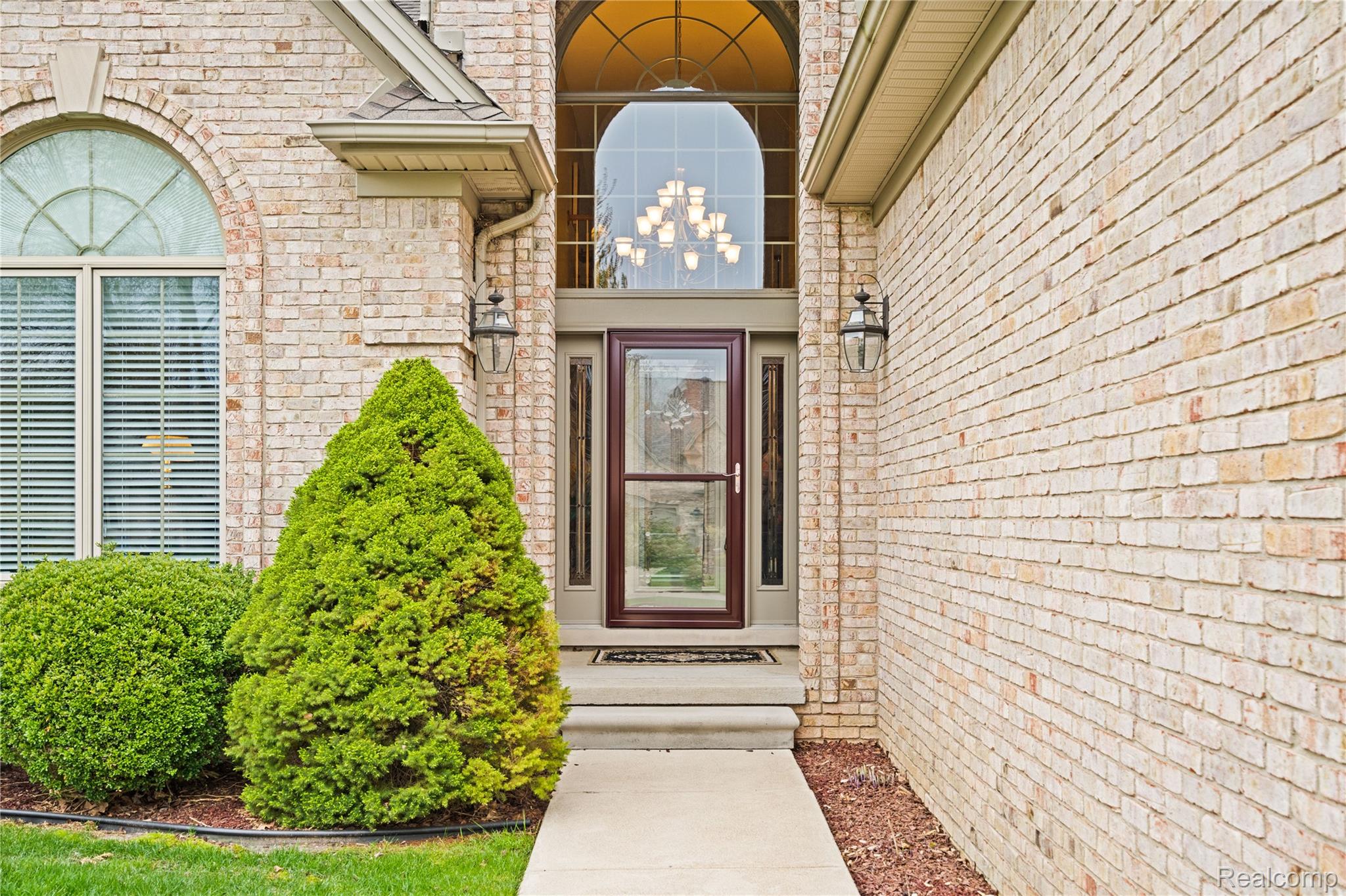 945 Saint James Park Avenue