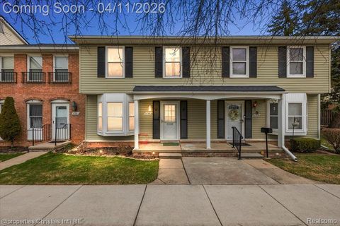 37589 Charter Oaks Blvd Clinton Charter Township MI 48036