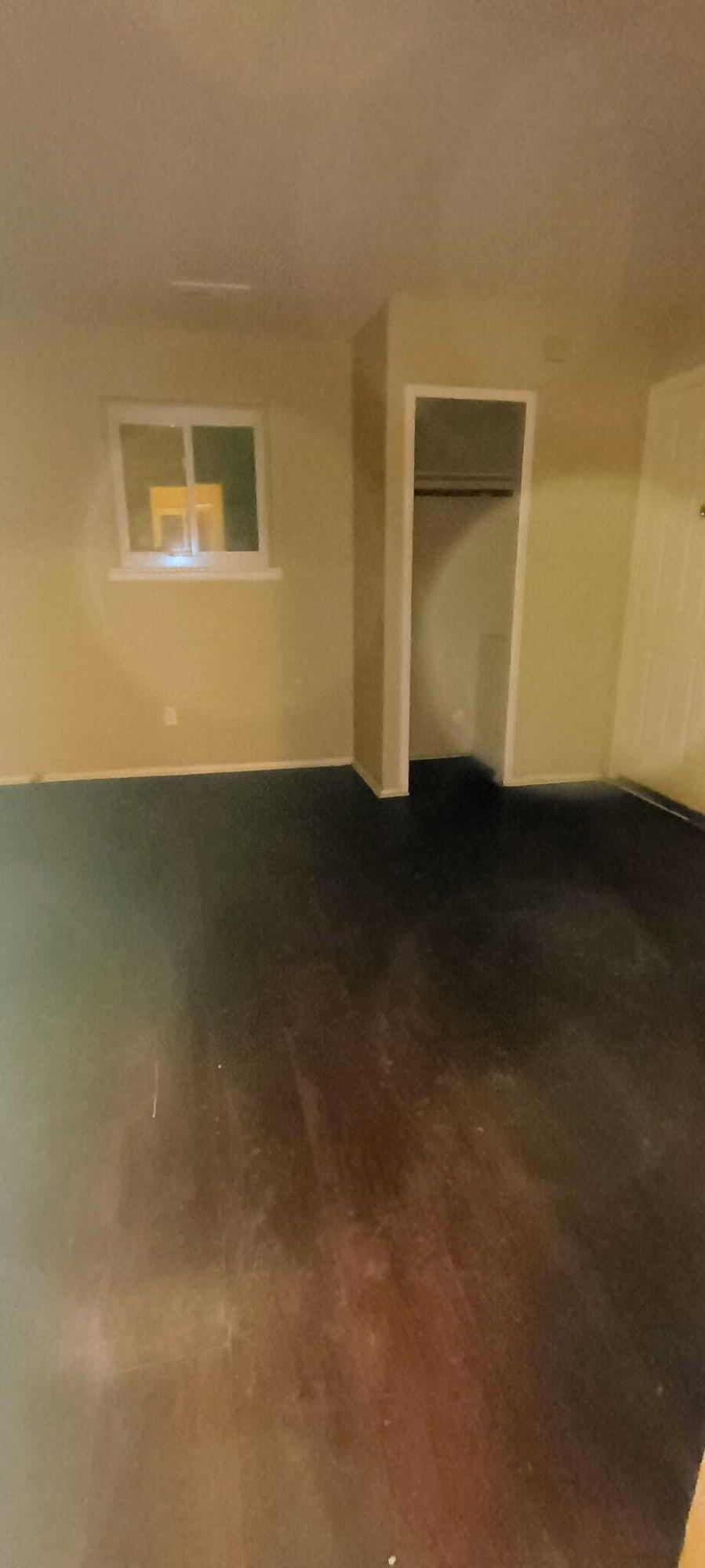 6121 Plainview Avenue