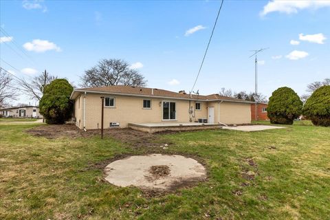 listing image 24
