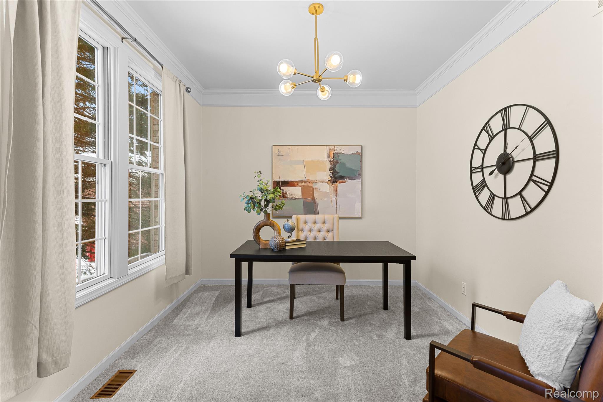 7567 WINDGATE Circle