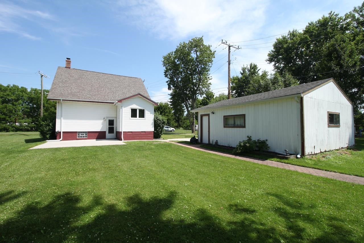 9477 Short Cut Road