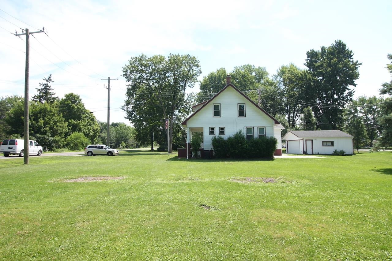 9477 Short Cut Road