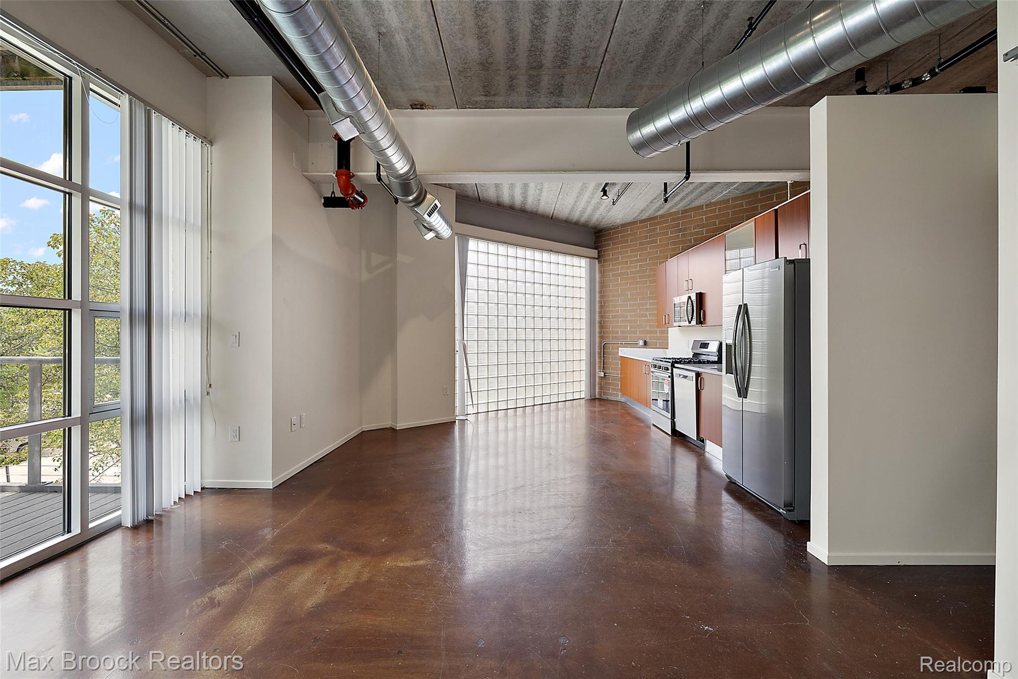 333 E Parent Avenue 14