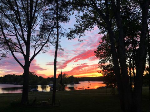 Tiny photo for 10085 Holly Lane, Morton Township, MI 49346 (MLS # 72026013592)