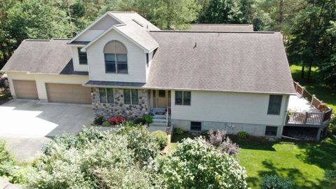 Tiny photo for 10085 Holly Lane, Morton Township, MI 49346 (MLS # 72026013592)