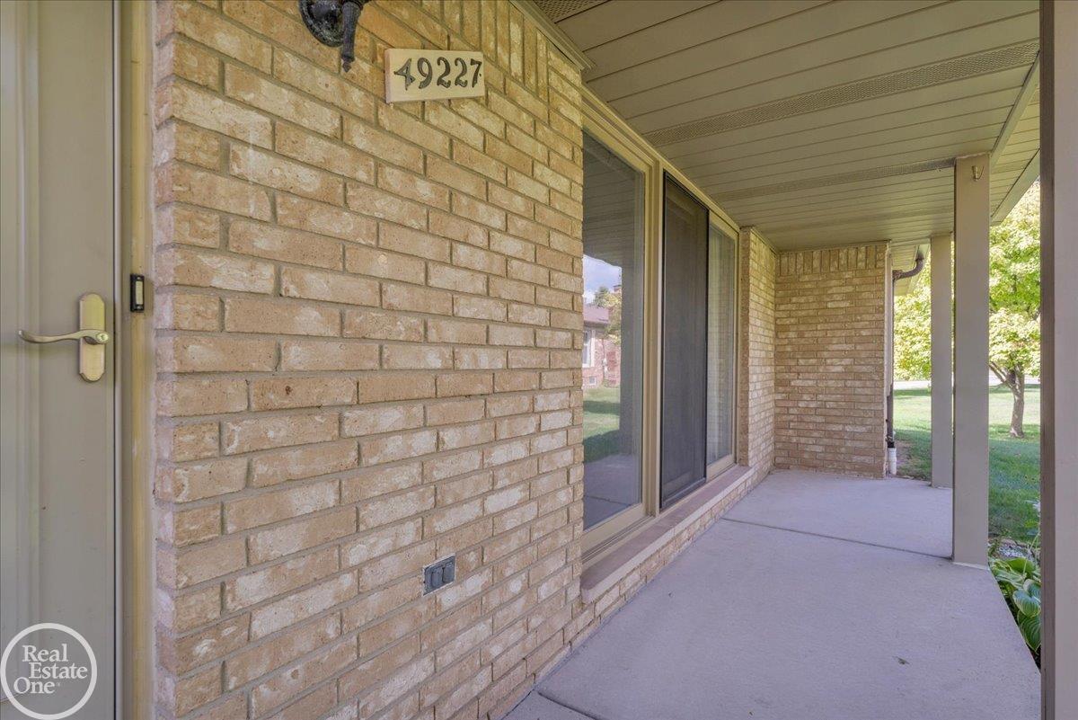49227 Norristown Court