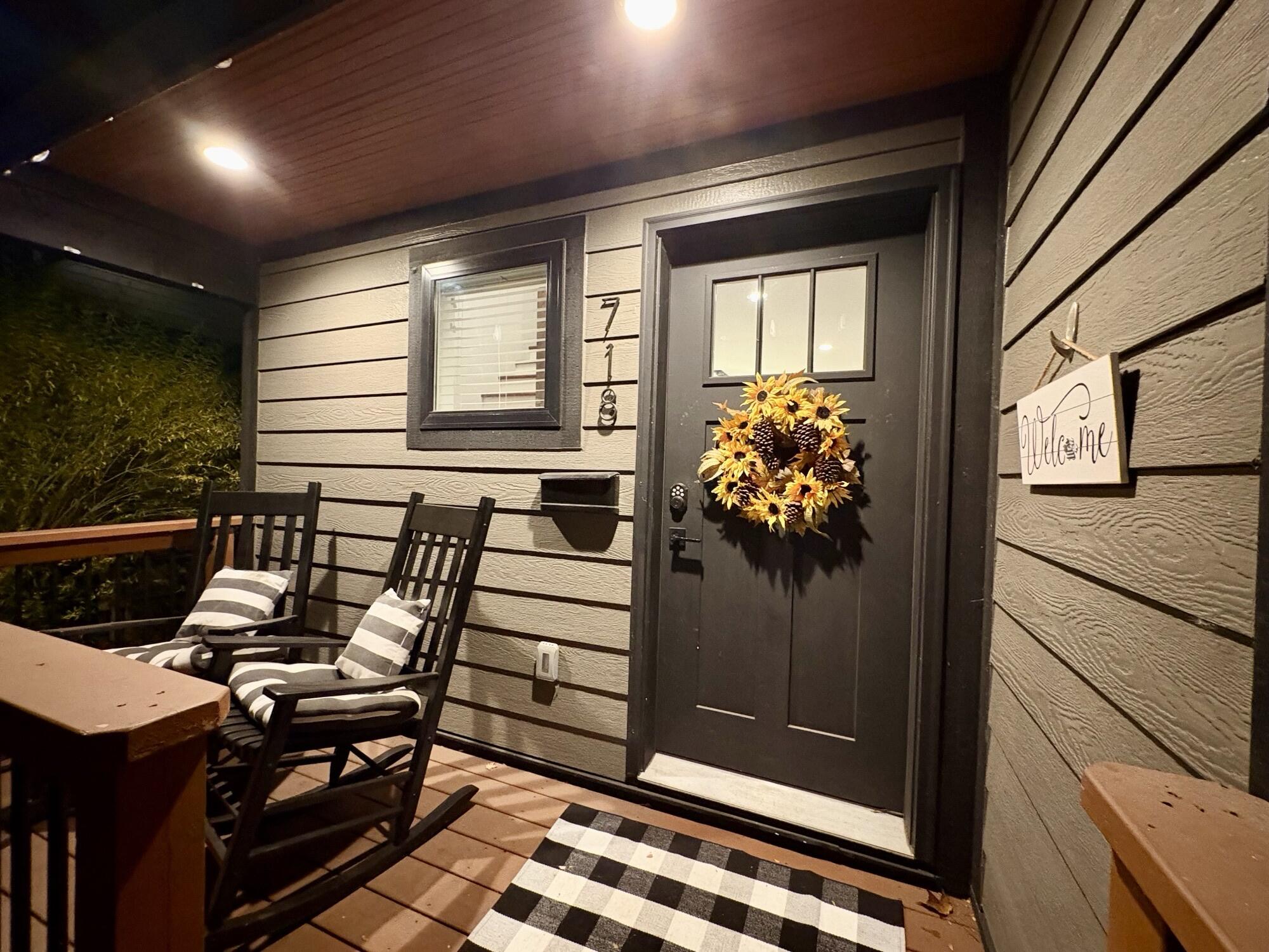 718 N Alexander Avenue