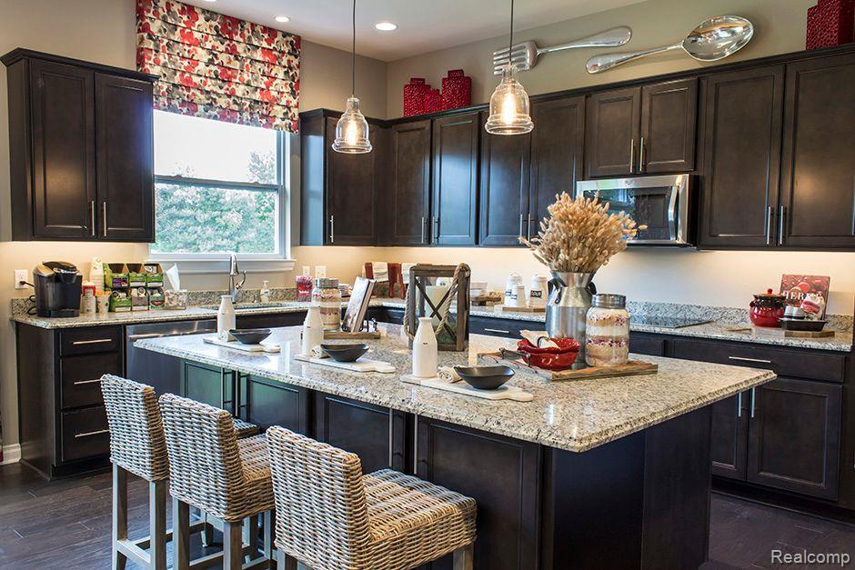 7310 Evergreen Trail