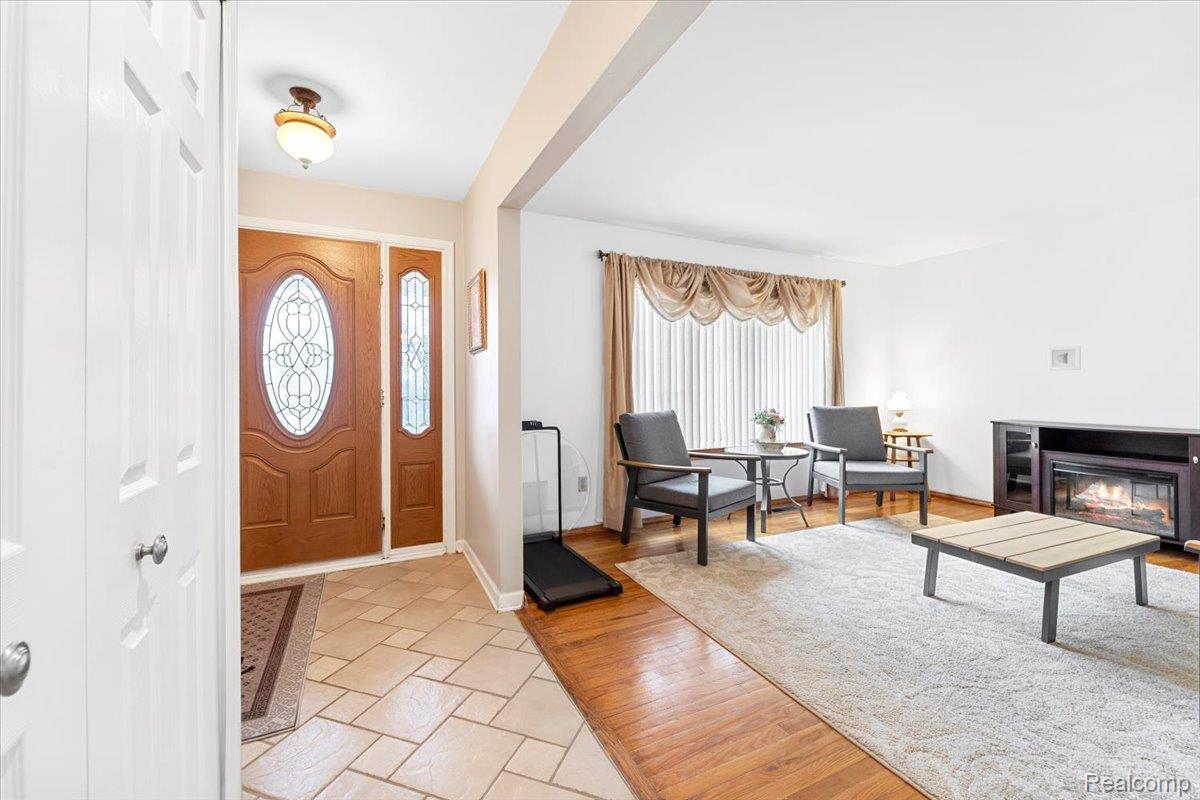 10935 Westlake Street