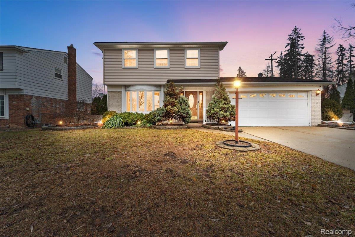 10935 Westlake Street