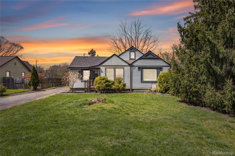 Photo of 11340 Polk Street, Taylor City, MI 48180 (MLS # 20261025186)