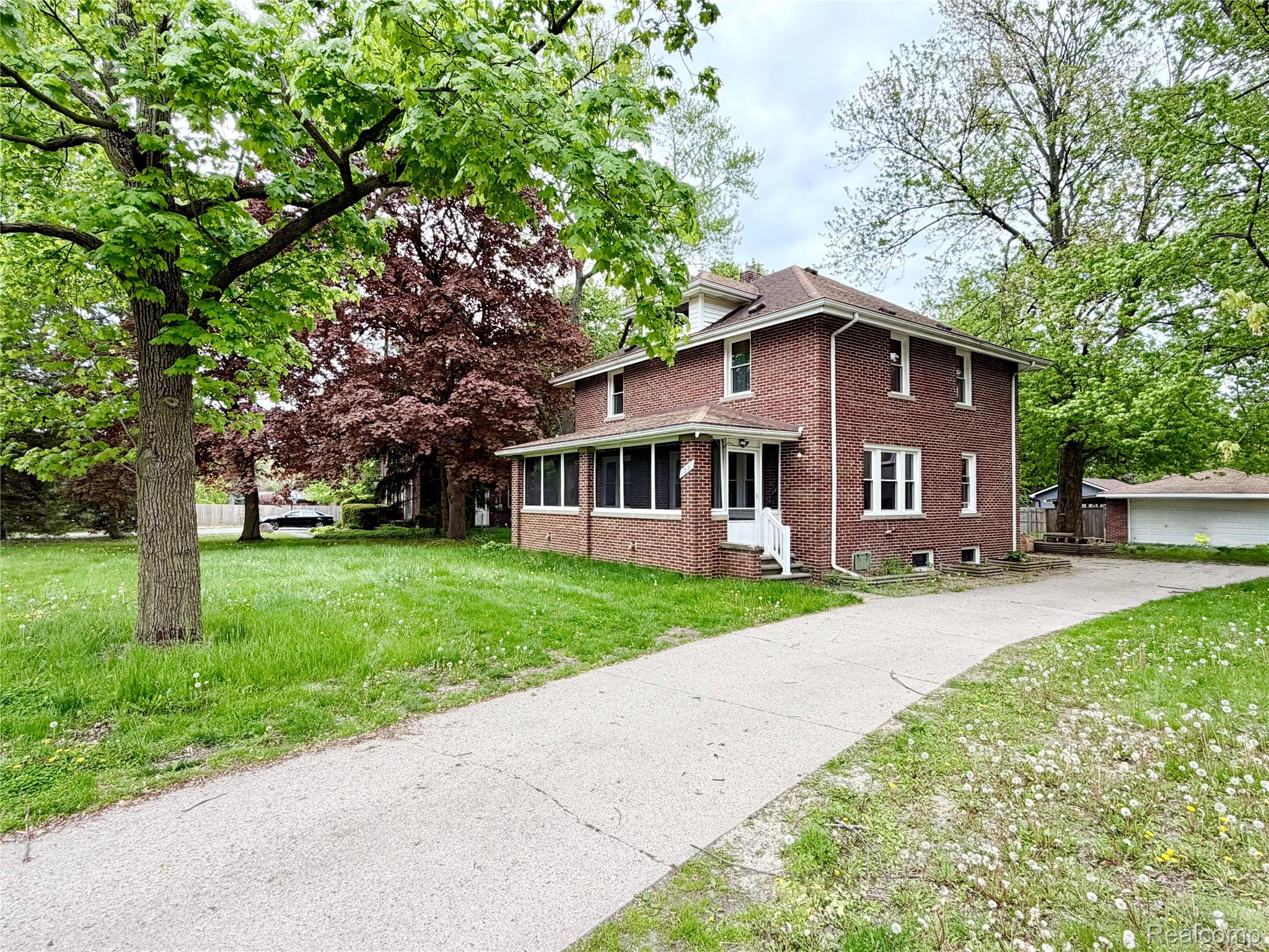 1331 South Boulevard W