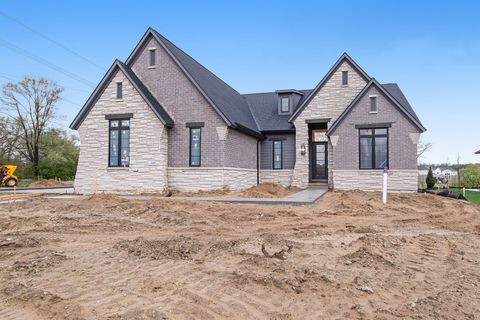 12771 N POINTE Drive Shelby Charter Township Macomb MI 48315