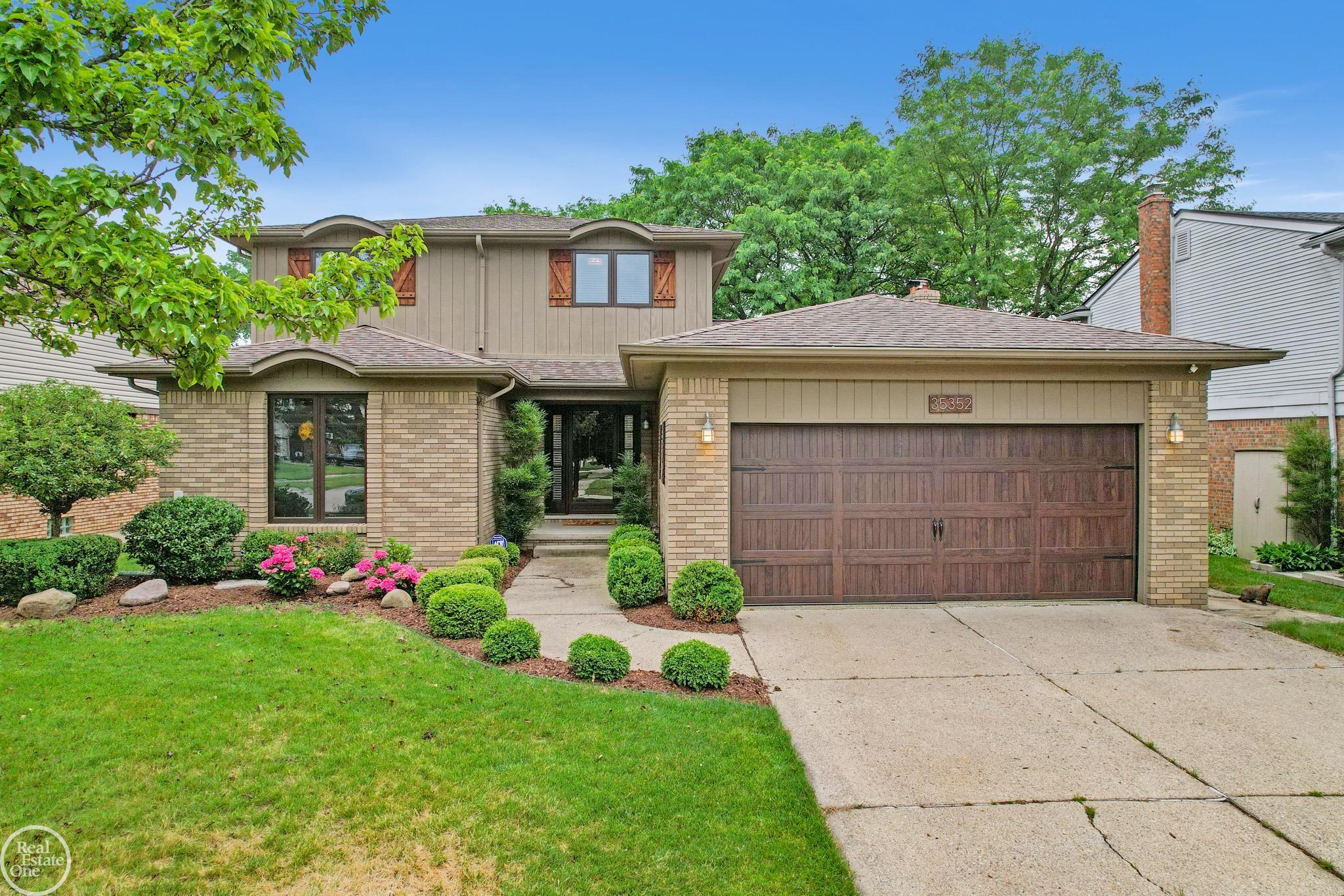 35352 Collingwood Drive